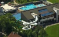Einen Tag baden mit Mittagessen für eine Person im Wasserpark Bohinj