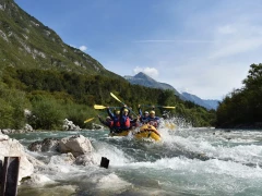 Rafting po reki Soči in izposoja električnega kolesa