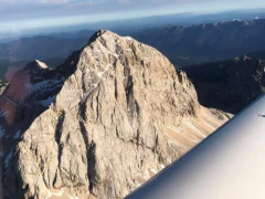 Let avionom iznad Triglava, Bleda i Kamni&scaron;kih Alpa