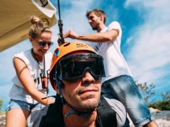 Erleben Sie Adrenalin durch die l&auml;ngste Meeres-Zipline in Kroatien