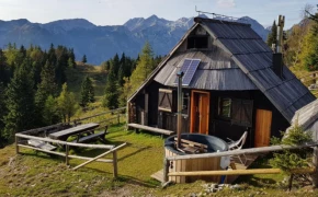H&uuml;tte Zlatica - Erholung in einer H&uuml;tte mit Sauna und Wikinger-Pool auf dem Velika Planina-Berggebiet
