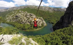 Zipline Croatia - Zipline-Fahrt in Cetina-Canyon