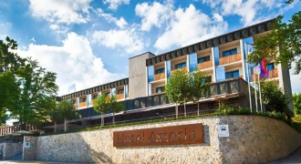 Hotel Astoria - Noćenje s doručkom u centru Bleda