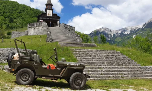 Pangea Adventures – Half-day adventure drive through the Posočje in a Willys Jeep