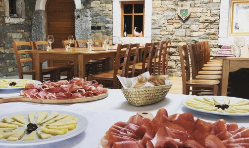 Rodica wine cellar - Tasting of 6 types of wine or 5 bottles