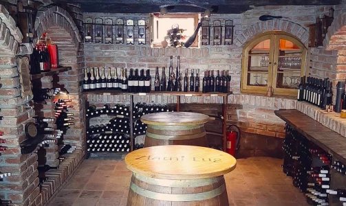 Restaurant Zlatni Lug - 3 Gänge nach Wahl des Küchenchefs und ein Glas Wein
