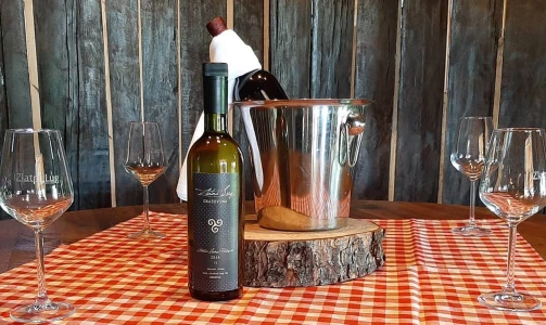 Restaurant Zlatni Lug - 3 Gänge nach Wahl des Küchenchefs und ein Glas Wein