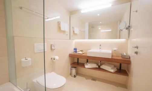 Grand Hotel Bernardin - 2x Halbpension in einem Deluxe-Zimmer