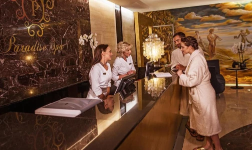 Grand Hotel Bernardin - 2x Halbpension in einem Deluxe-Zimmer