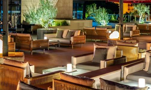 Poolbar & Restaurant Sunset - Aromen von Sommer und Mittelmeer