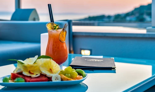 Poolbar & Restaurant Sunset - Aromen von Sommer und Mittelmeer