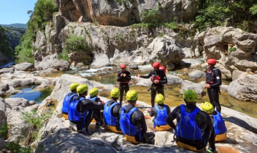 Extreme rafting na rijeci Cetini