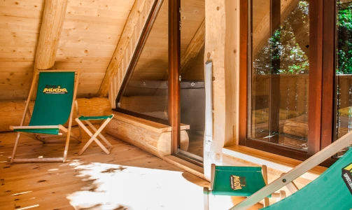 Romantic getaway for 2 in Camp Menina