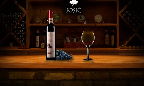 Baranjske specialitete z degustacijo 5 vrst vin v Vinariji Josić
