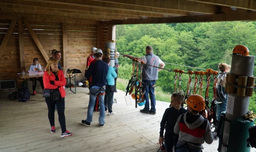 Zipline Maribor - Spust po čeličnoj sajli za četiri osobe