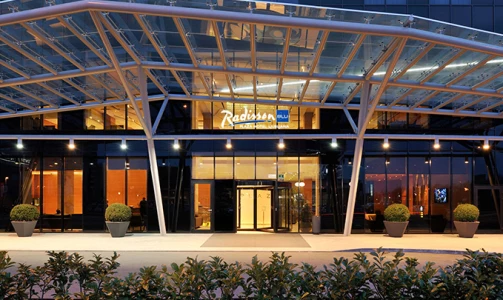 Restaurant Plaza – 4-course menu for two people and a drink