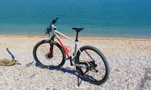 Rent electric MTB bikes for even more fun