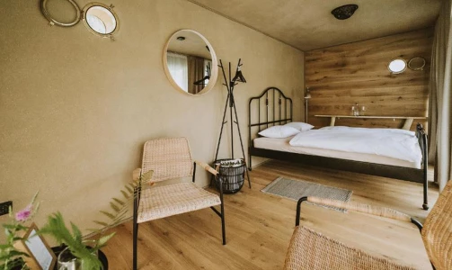 Forest resort – Bed and breakfast in a gabled house for 2 people
